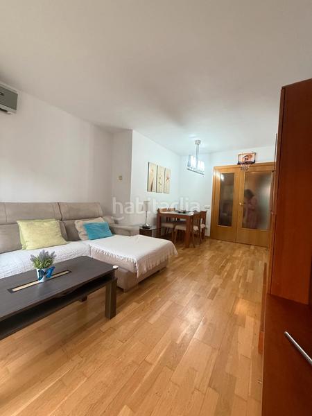 Foto cfb7b204-2908-43e2-94ef-bd2ae5180fef. Piso precioso y luminoso piso con trastero y parking opcional. listo para entrar a vivir en Badalona