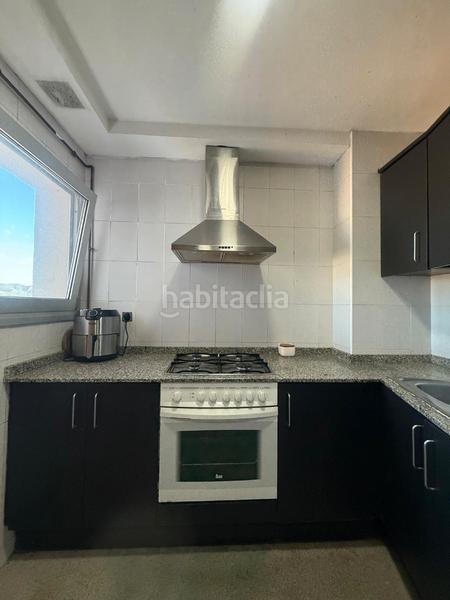 Foto 3b7adde9-e719-4cdc-9f0e-717cf6899213. Appartement avec chauffage dans Santa Rosa Santa Coloma de Gramenet