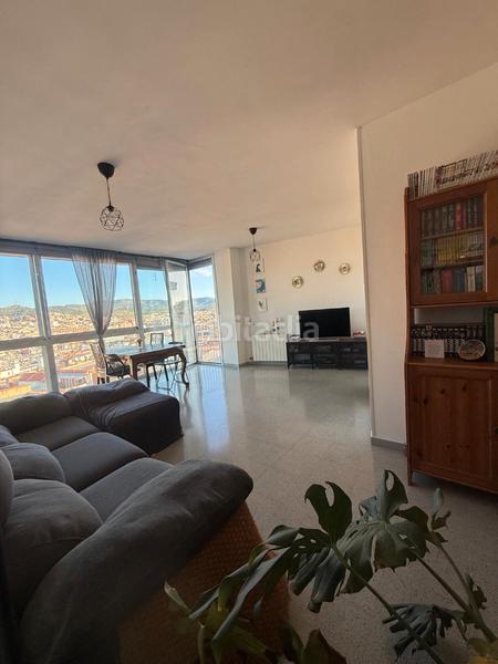 Foto b97a7315-2231-40ad-8b5a-c2e4651ef99d. Appartement avec chauffage dans Santa Rosa Santa Coloma de Gramenet