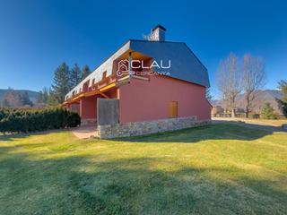 Affitto Casa a schiera in Urbanizacion "el pla" 31. Casa esquinera con jardín en urbanización de prats