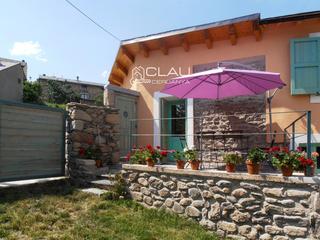Location Maison jumelée à De les poujolles 5. Casa rústica en angoustrine  alquiler de temporada en el pirineo