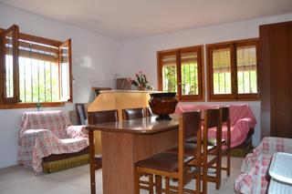Country house in Calle única 2
