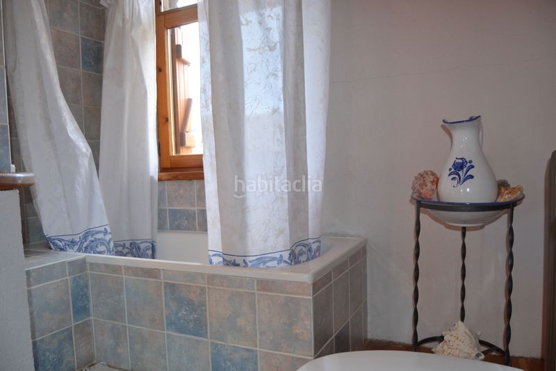 Foto b86467b8-7c62-42d2-8812-817934c78819. Xalet a calle alta 29 a Aisa