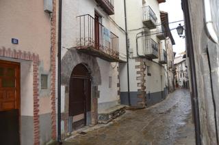Masia a Calle mayor berdún 17