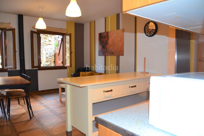 Foto 0eb730f6-9e7c-4021-ad20-78a8cf60f5b9. House in calle d 2a in Jaca