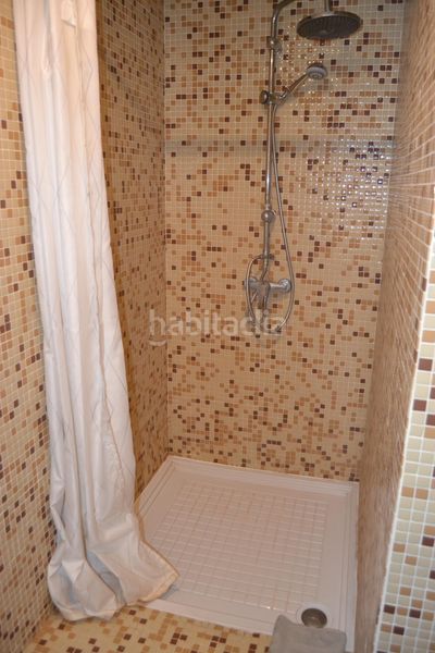 Foto 9f4ee4ab-84ad-4608-a92d-53f3b3aed25c. House in calle d 2a in Jaca