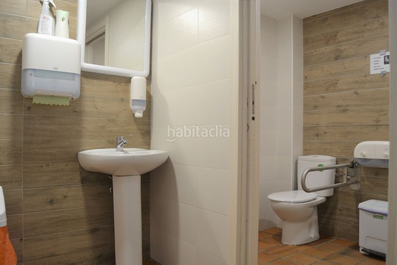 Foto 3f3f00c1-c7b3-44ec-b073-46f3833bfdeb. Local comercial amb calefacció a Aisa