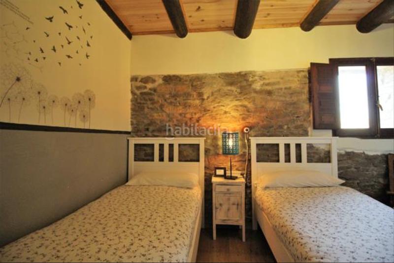 Foto 39a8423d-aaee-4fb2-8dd0-ed7d152173c3. Chalet con camino riscaldamento parcheggio piscina in Jaca