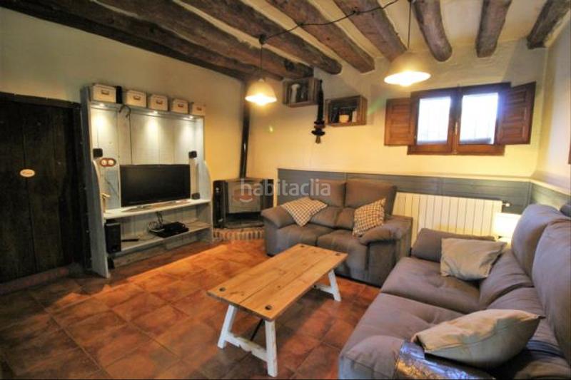 Foto f5a62a3c-1782-474c-9784-7e1b26ed848f. Chalet con camino riscaldamento parcheggio piscina in Jaca