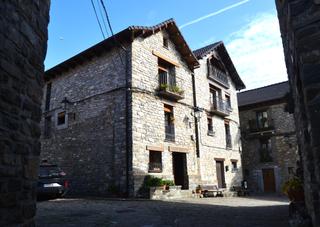 Casa  Calle baja