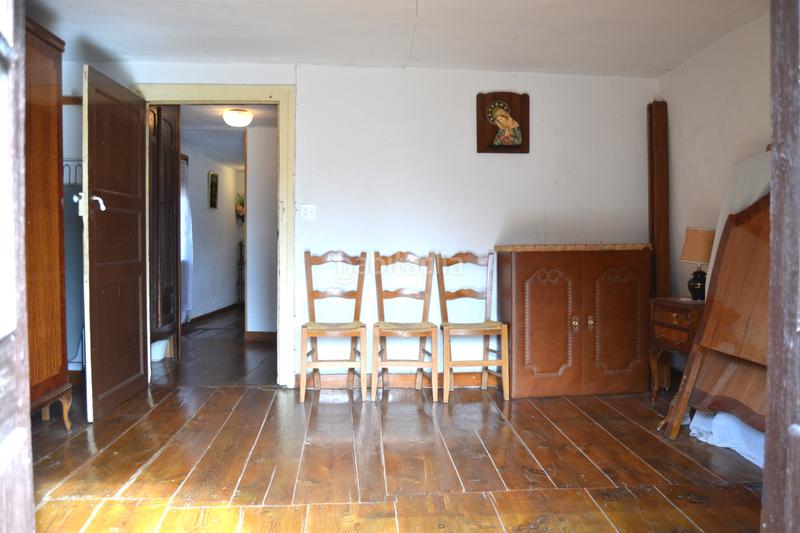 Foto 5a2c4f6e-0b4c-46a7-8692-b7db2083cf45. Haus in Aisa