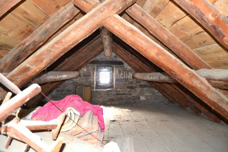 Foto 61c54b03-f452-411a-a035-d25a63cdc279. Haus in Aisa