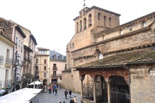 Dúplex a Calle bellido 1. Dúplex en venta en plaza de la catedral s/n