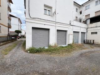 Aparcament cotxe a Universidad. Garaje en venta en calle de los pirineos s/n universidad, jaca