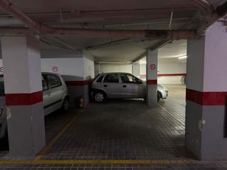 Lloguer Aparcament cotxe a Universidad. Alquiler de garaje en calle domingo miral