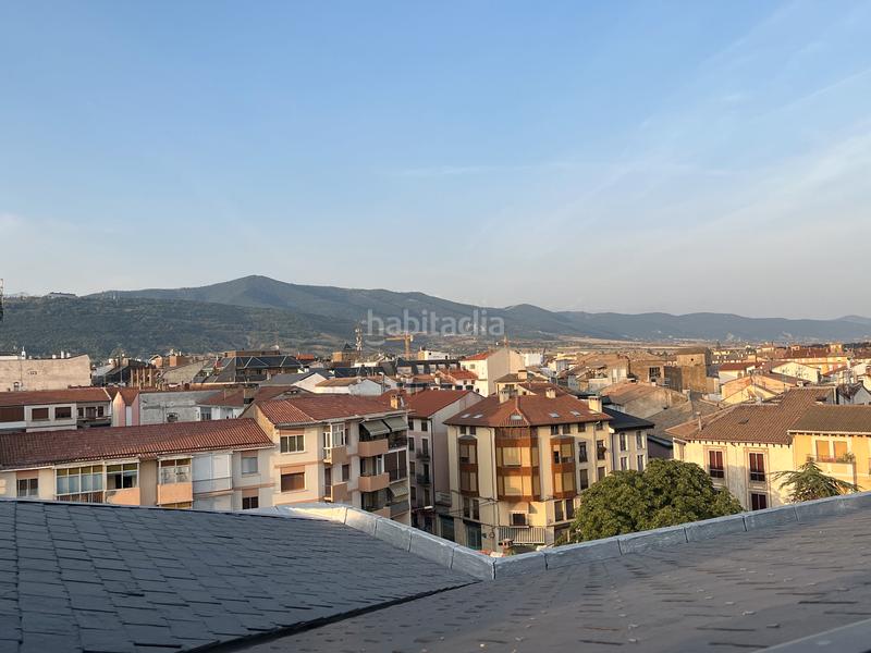 Foto 85a55903-f6db-4e21-8269-008f24c3b724. Penthouse in calle fernando el católico 20 in Universidad Jaca