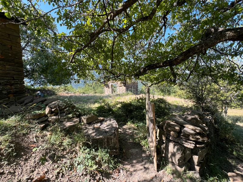 Foto 5cda3f27-5e92-478e-9350-79ec6383efe7. Finca rústica a calle única 52 a Broto