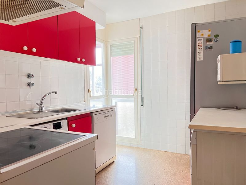 Foto 0c8a926b-6085-4bf2-b259-67a987255cdd. Àtic a Estación Jaca