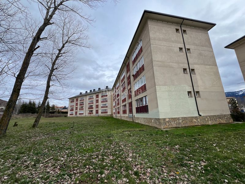 Foto c3ca300e-71f1-4798-b91a-2c001a1311f4. Àtic a Estación Jaca