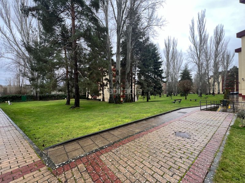 Foto 322b4018-e6e0-41b9-9e54-ee304bb3fe64. Attico con piscina in Membrilleras - Levante Jaca