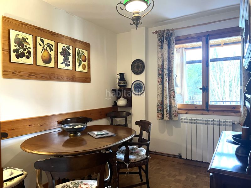 Foto 789b602a-7051-4a96-9b18-b99873d58da4. Attico con piscina in Membrilleras - Levante Jaca