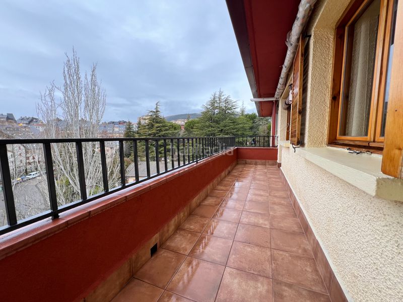 Foto d6abed78-201b-40d5-b98e-f21f4a1868b4. Attico con piscina in Membrilleras - Levante Jaca