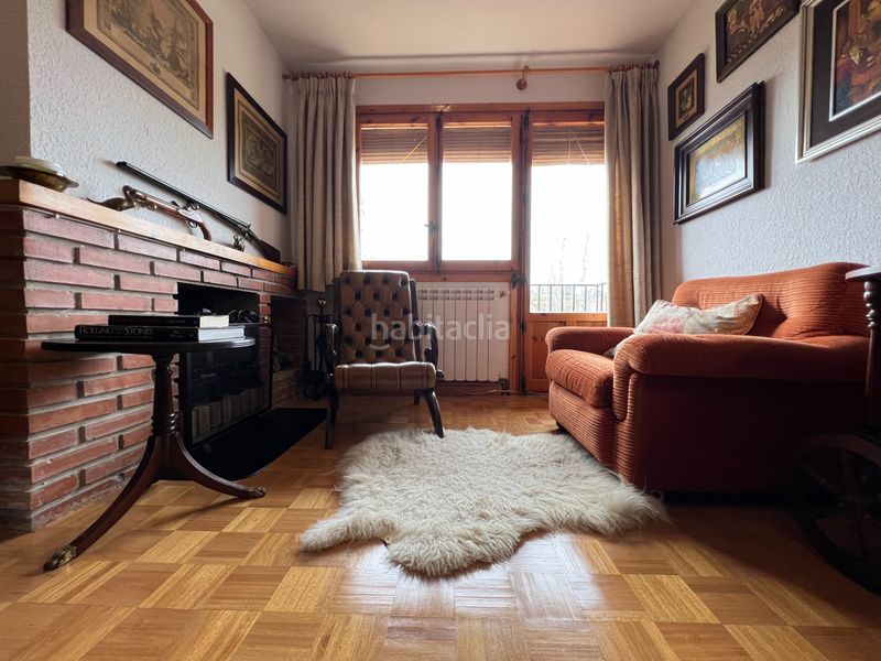 Foto e9cfcc91-1fa9-461d-b5dc-c341f023b118. Attico con piscina in Membrilleras - Levante Jaca