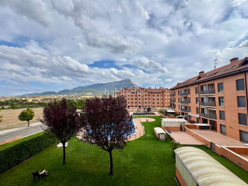 Foto 0940271c-cb8f-438f-9d38-78c094aaf10a. Flat with heating parking pool in Llano de la Victoria Jaca
