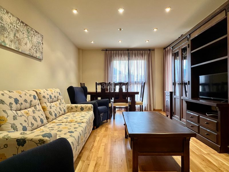Foto 1acd5f7f-10a6-4759-b70b-7a9738d362f8. Flat with heating parking pool in Llano de la Victoria Jaca