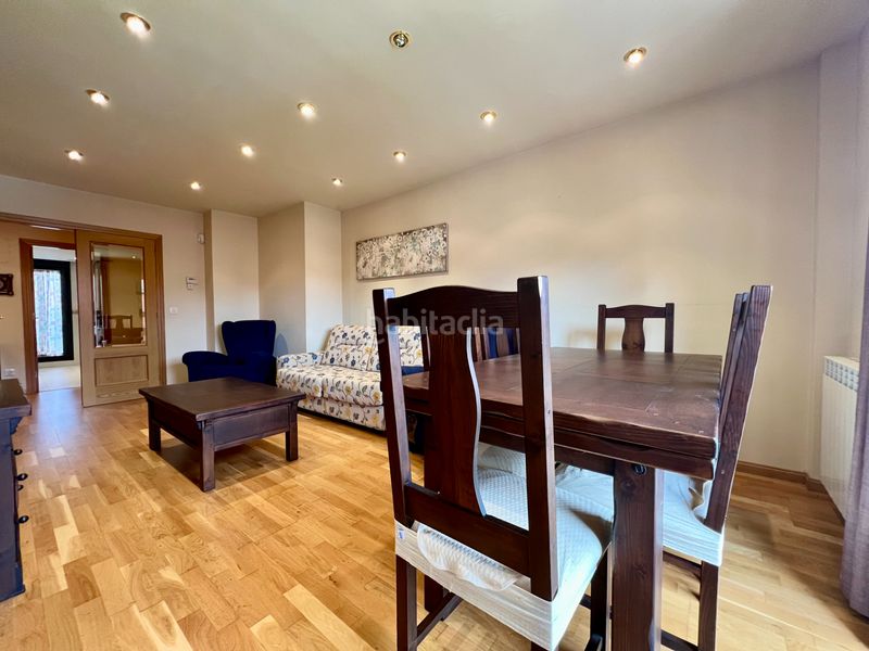 Foto 43dc5fac-ac4f-4b4c-901f-fd57e8e50ab6. Flat with heating parking pool in Llano de la Victoria Jaca