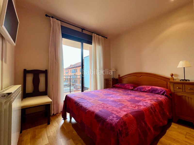 Foto baff66e0-4d04-4adf-b085-68636169e8ce. Flat with heating parking pool in Llano de la Victoria Jaca