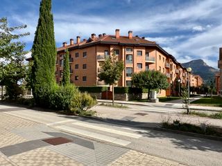 Pis  Paseo camino de santiago 3. Venta de piso en el llano de la victoria (jaca)