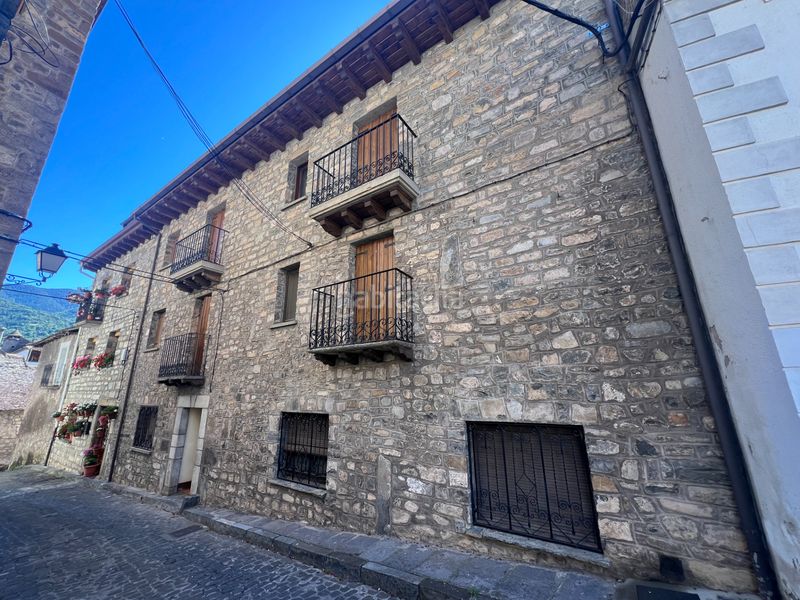 Foto 5c7b38e8-adde-4b20-a747-5217a351e6c0. Pis a calle mayor 6 a Valle de Hecho
