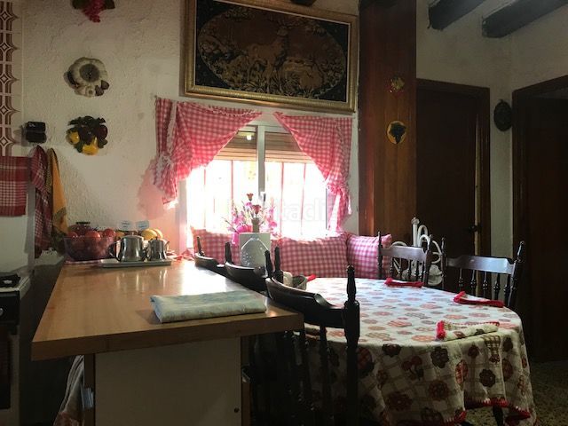 Foto be361ffb-5f90-401c-8742-841e775e4adf. Haus mit parking in Peñas de Riglos (Las)