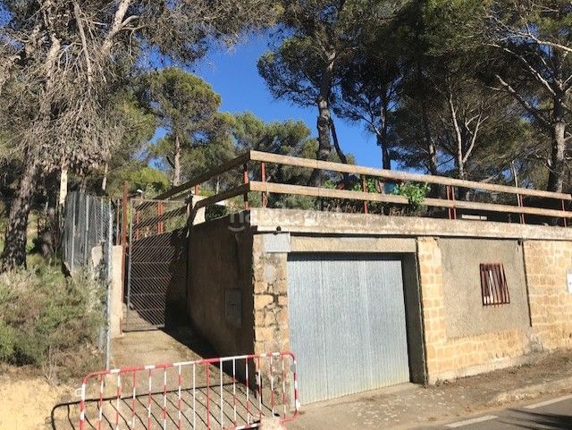 Foto cf3fecf4-a33b-4017-9d98-b9177f1a62f4. Haus mit parking in Peñas de Riglos (Las)