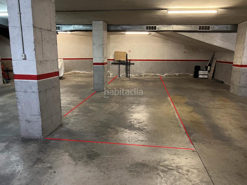 Foto 0a1d2e0c-332b-410c-a25d-e3822c713ffd. Parking coche en Hostafrancs Sabadell