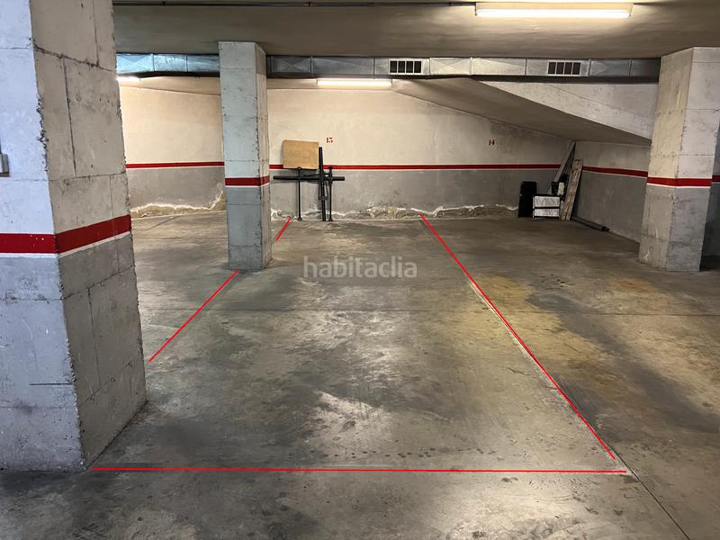 Foto 8ff7e4c2-c7b7-4444-a25f-7260ceb26cd4. Parking voiture dans Hostafrancs Sabadell