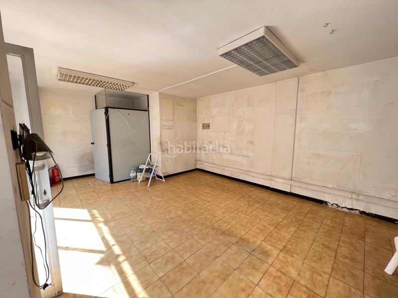 Foto 0d2e07a4-1af3-4f15-ae00-c10e098fe570. Local comercial en Centre Sabadell