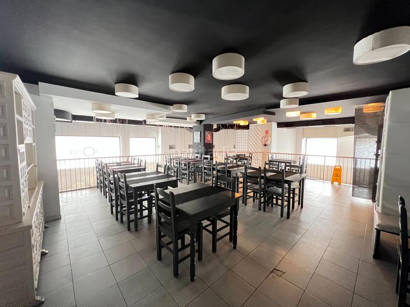 Foto f68bf3a1-e87b-4c93-b852-0e69abb1152d. Business premise with heating in Centre-Eixample-Can Llobet Barberà del Vallès