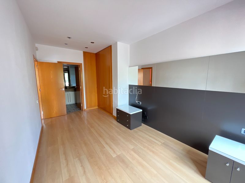 Foto ed4520ee-027b-410b-907a-a74bf292f2cc. Rent flat with heating in Centre Sabadell