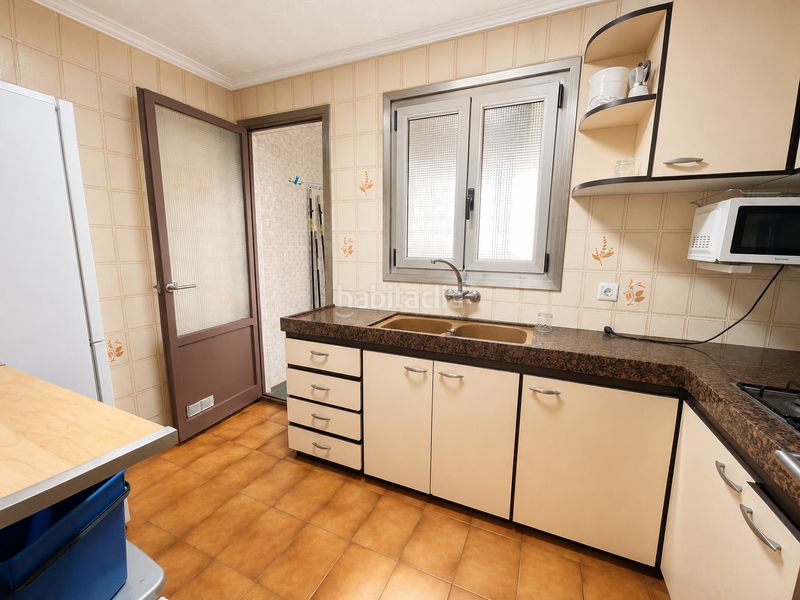 Foto 9145f45d-8822-4276-ac75-c0364e1fbe2c. Flat with heating in Les Termes Sabadell