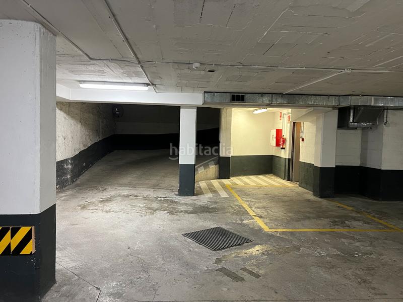 Foto 6d6fd9b0-60c6-46f4-928f-1d1a2322e0ff. Posto auto in Centre Sabadell