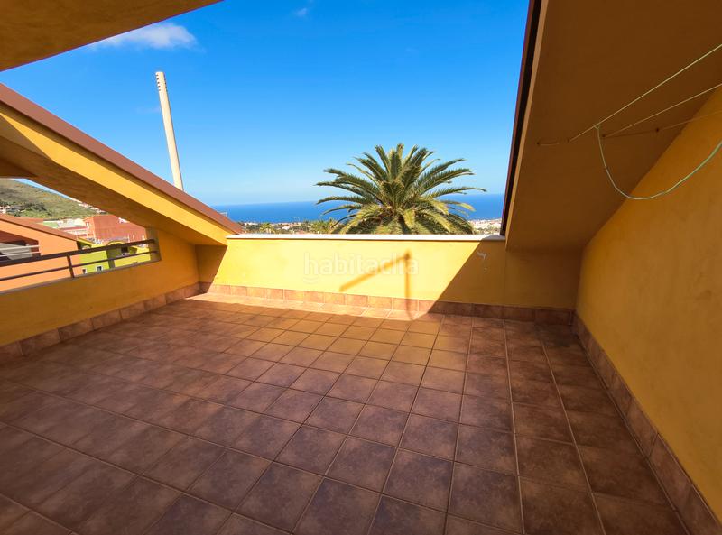 Foto c0b14370-b55d-4b8d-aa73-cadea0f592dc. Casa bifamiliare in tf-322 6d in La Perdoma - San Antonio - Benijos Orotava (La)