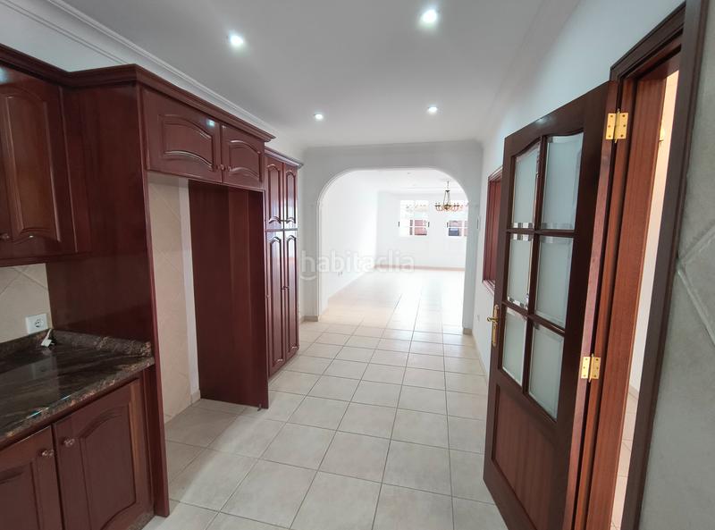 Foto a8be550c-04af-4899-8172-ae225f4f7757. Chalet gran potencial que tiene el inmueble en Centro Orotava (La)
