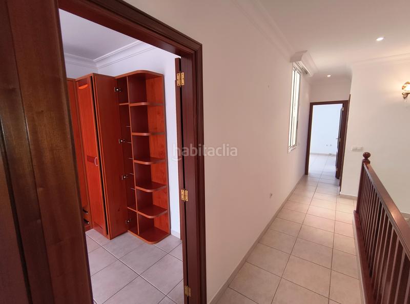 Foto bad95946-814c-4f13-b248-90db0fc49307. Chalet gran potencial que tiene el inmueble en Centro Orotava (La)