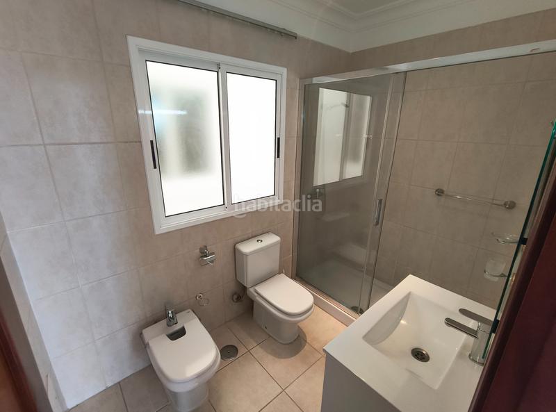 Foto e515c09e-ea11-402c-84a4-b6831656c764. Chalet gran potencial que tiene el inmueble en Centro Orotava (La)