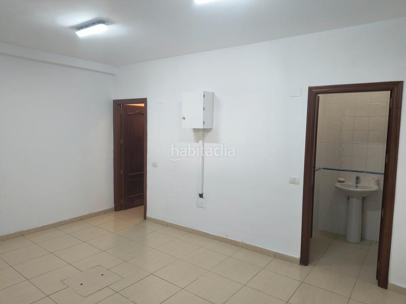 Foto a26a1391-1ede-4a36-ab15-2e8000c94ed6. Locale commerciale in calle la hoya 14 in Zona Martiánez Puerto de la Cruz