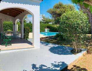 Maison dans Cala dEn Bosch-Serpentona. Chalet con licencia turstica