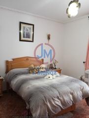 Casa pareada  Calle aulaga. Se vende casa con cochera