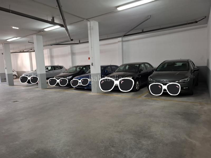 Foto 5e171b22-94fd-43bd-8564-cb04ff67b2a1. Parking coche se venden plazas de garaje en Centro Antequera